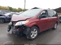 2016 Toyota Sienna — photo 2 of 16 | VIN 5TDKK3DC4GS737640