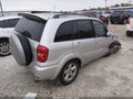 2005 Toyota RAV4 — photo 4 of 12 | VIN JTEHD20V756027372
