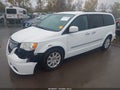 2014 Chrysler Town & Country — photo 2 of 16 | VIN 2C4RC1BGXER418366