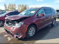 2018 Chrysler Pacifica — photo 2 of 16 | VIN 2C4RC1BG2JR194293