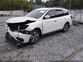 2020 Nissan Pathfinder — photo 2 of 16 | VIN 5N1DR2CN5LC597025