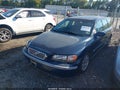 2002 Volvo V70 — photo 2 of 11 | VIN YV1SW61R022242389