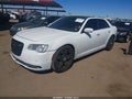 2016 Chrysler 300 — photo 2 of 16 | VIN 2C3CCABG2GH329099