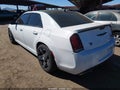 2016 Chrysler 300 — photo 3 of 16 | VIN 2C3CCABG2GH329099