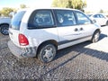 1998 Dodge Caravan — photo 4 of 16 | VIN 2B4GP45G7WR695807