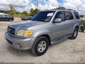 2002 Toyota Sequoia — photo 2 of 16 | VIN 5TDZT34A42S128311