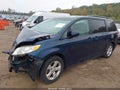 2011 Toyota Sienna — photo 2 of 20 | VIN 5TDKK3DC6BS050930