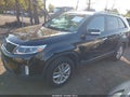 2015 Kia Sorento — photo 2 of 11 | VIN 5XYKTCA62FG624356