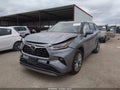 2020 Toyota Highlander — photo 2 of 15 | VIN 5TDFZRAHXLS019357