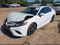 2019 Toyota Camry Hybrid — photo 2 of 18 | VIN 4T1B21HK9KU517402