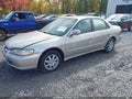 1999 Honda Accord — photo 2 of 11 | VIN 1HGCG6679XA154468