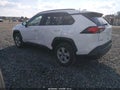 2020 Toyota RAV4 — photo 3 of 17 | VIN 2T3W1RFV2LC043321