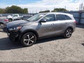 2017 Kia Sorento — photo 2 of 18 | VIN 5XYPH4A55HG202735