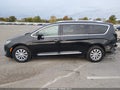 2018 Chrysler Pacifica — photo 15 of 17 | VIN 2C4RC1EG8JR317350