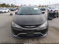 2018 Chrysler Pacifica — photo 13 of 17 | VIN 2C4RC1EG8JR317350