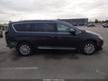 2018 Chrysler Pacifica — photo 14 of 17 | VIN 2C4RC1EG8JR317350