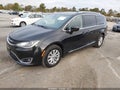 2018 Chrysler Pacifica — photo 2 of 17 | VIN 2C4RC1EG8JR317350