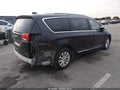 2018 Chrysler Pacifica — photo 4 of 17 | VIN 2C4RC1EG8JR317350