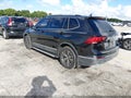 2019 Volkswagen Tiguan — photo 3 of 15 | VIN 3VV3B7AX8KM017562