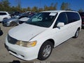 2000 Honda Odyssey — photo 2 of 11 | VIN 2HKRL186XYH624206