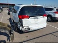 2018 Chrysler Pacifica — photo 3 of 16 | VIN 2C4RC1BG3JR228404
