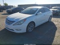 2011 Hyundai Sonata — photo 2 of 16 | VIN 5NPEC4AC2BH090464