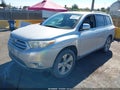 2011 Toyota Highlander — photo 2 of 16 | VIN 5TDDK3EH3BS081538