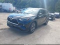 2022 Toyota Highlander — photo 2 of 15 | VIN 5TDGZRBH2NS585857