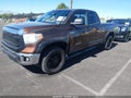 2017 Toyota Tundra — photo 2 of 16 | VIN 5TFRW5F10HX226013