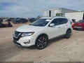 2018 Nissan Rogue — photo 2 of 15 | VIN JN8AT2MT1JW470262