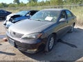 2003 Toyota Camry — photo 2 of 16 | VIN 4T1BE32K83U678062