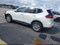 2017 Nissan Rogue — photo 3 of 16 | VIN KNMAT2MT0HP604338
