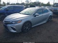 2018 Toyota Camry — photo 2 of 16 | VIN 4T1B11HK2JU088668