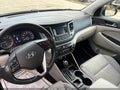 2017 Hyundai Tucson — photo 6 of 10 | VIN KM8J3CA27HU269187