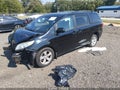 2015 Toyota Sienna — photo 2 of 16 | VIN 5TDKK3DC3FS647281