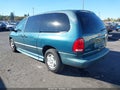 2000 Dodge Grand Caravan — photo 3 of 12 | VIN 1B4GP44R5YB759752