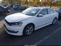2015 Volkswagen Passat — photo 2 of 16 | VIN 1VWCM7A34FC085397