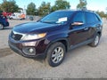 2011 Kia Sorento — photo 2 of 12 | VIN 5XYKTDA16BG004484