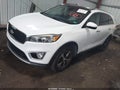 2017 Kia Sorento — photo 2 of 11 | VIN 5XYPHDA58HG248771
