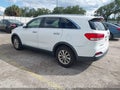 2016 Kia Sorento — photo 3 of 16 | VIN 5XYPGDA52GG043285