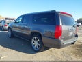 2010 Cadillac Escalade ESV — photo 3 of 16 | VIN 1GYUKJEF0AR249095
