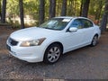 2009 Honda Accord — photo 2 of 11 | VIN 1HGCP26829A012077