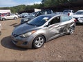 2013 Hyundai Elantra — photo 2 of 17 | VIN 5NPDH4AEXDH412365