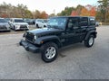 2013 Jeep Wrangler Unlimited — photo 2 of 10 | VIN 1C4BJWDG5DL589860