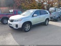 2014 Kia Sorento — photo 2 of 15 | VIN 5XYKTCA61EG541449