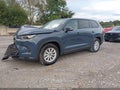 2026 Toyota Highlander — photo 2 of 20 | VIN 5TDAAAA57TS047271