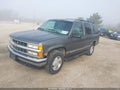 1999 Chevrolet Tahoe — photo 2 of 11 | VIN 1GNEK13R7XJ565101
