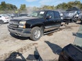 2005 Chevrolet Silverado 1500 — photo 2 of 18 | VIN 2GCEK13T451323507