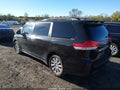 2011 Toyota Sienna — photo 3 of 16 | VIN 5TDDK3DC2BS017366