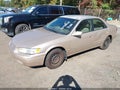 1998 Toyota Camry — photo 2 of 12 | VIN 4T1BG22K1WU827260